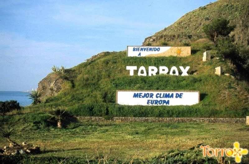 A 100M De Playa Piscina Y Todos Los Servicios Daire Torrox Dış mekan fotoğraf