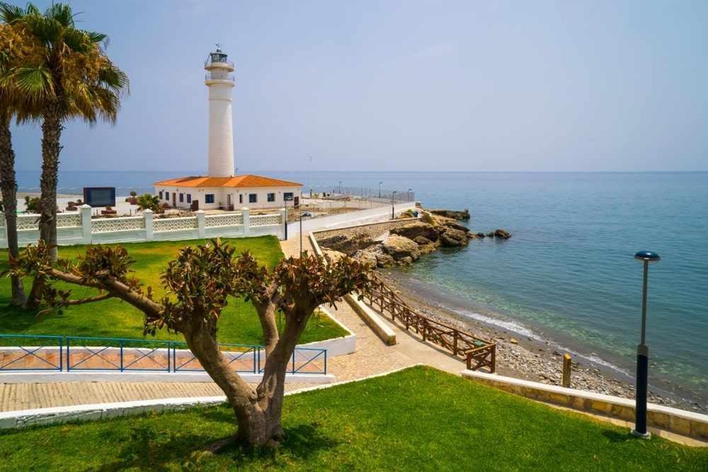 A 100M De Playa Piscina Y Todos Los Servicios Daire Torrox Dış mekan fotoğraf